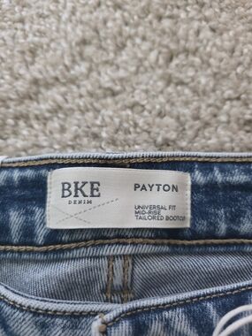 BKE Light Blue High-Stretch Jeans with Classic Stitching